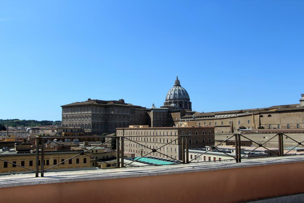 La Rosa Del Vaticano Luxury Apartment โรม ภายนอก รูปภาพ