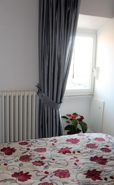 La Rosa Del Vaticano Luxury Apartment โรม ภายนอก รูปภาพ
